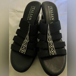 ITALIAN SHOEMAKERS~BLACK BLING~HEELS~NWOT~9